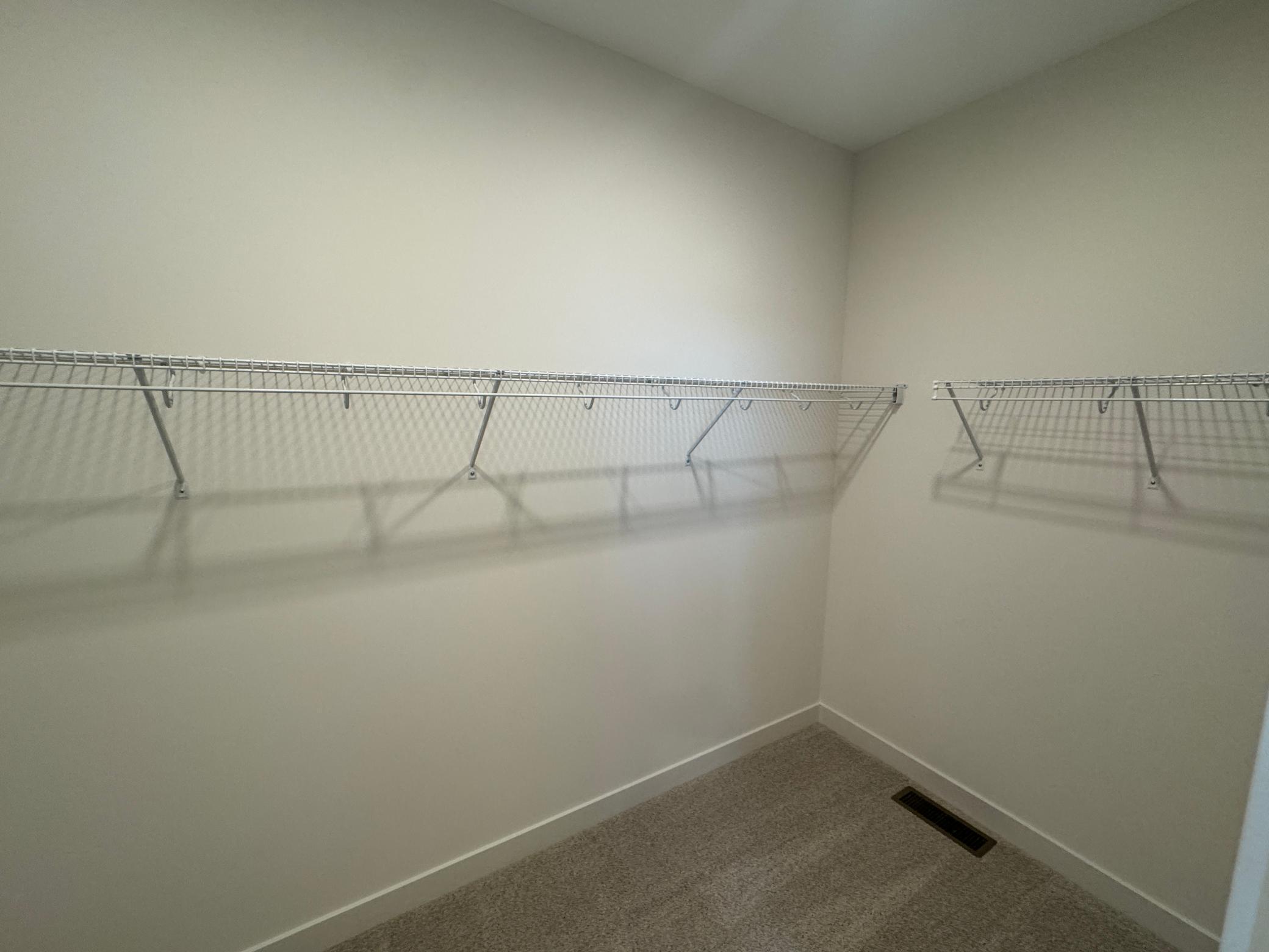 14523 Kingsview Lane N