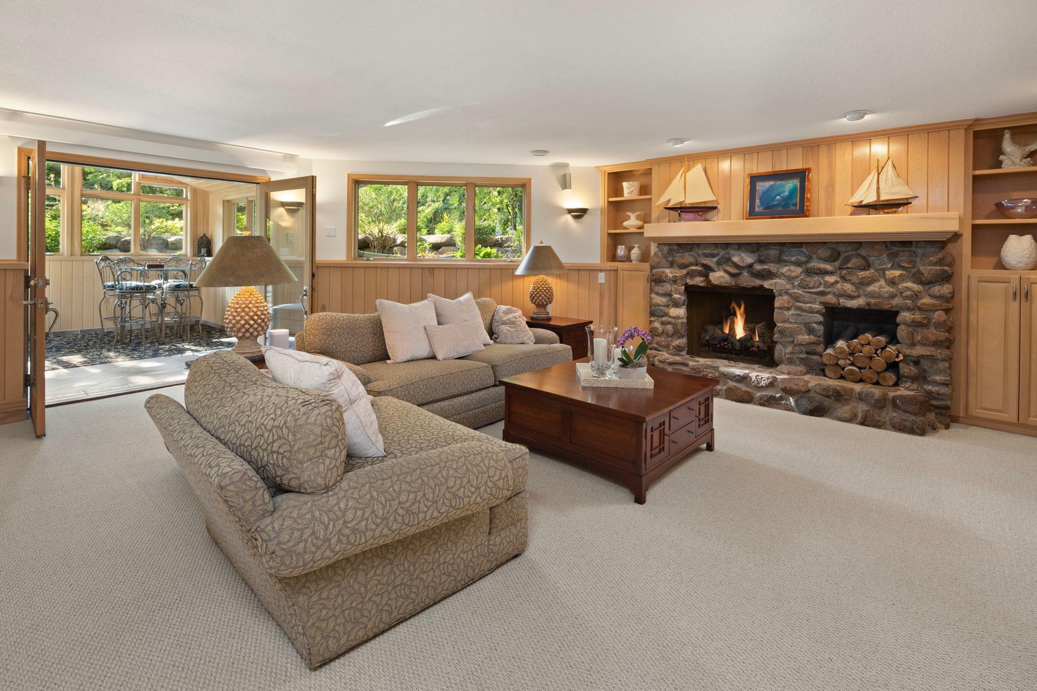 4950 Sleepy Hollow Road