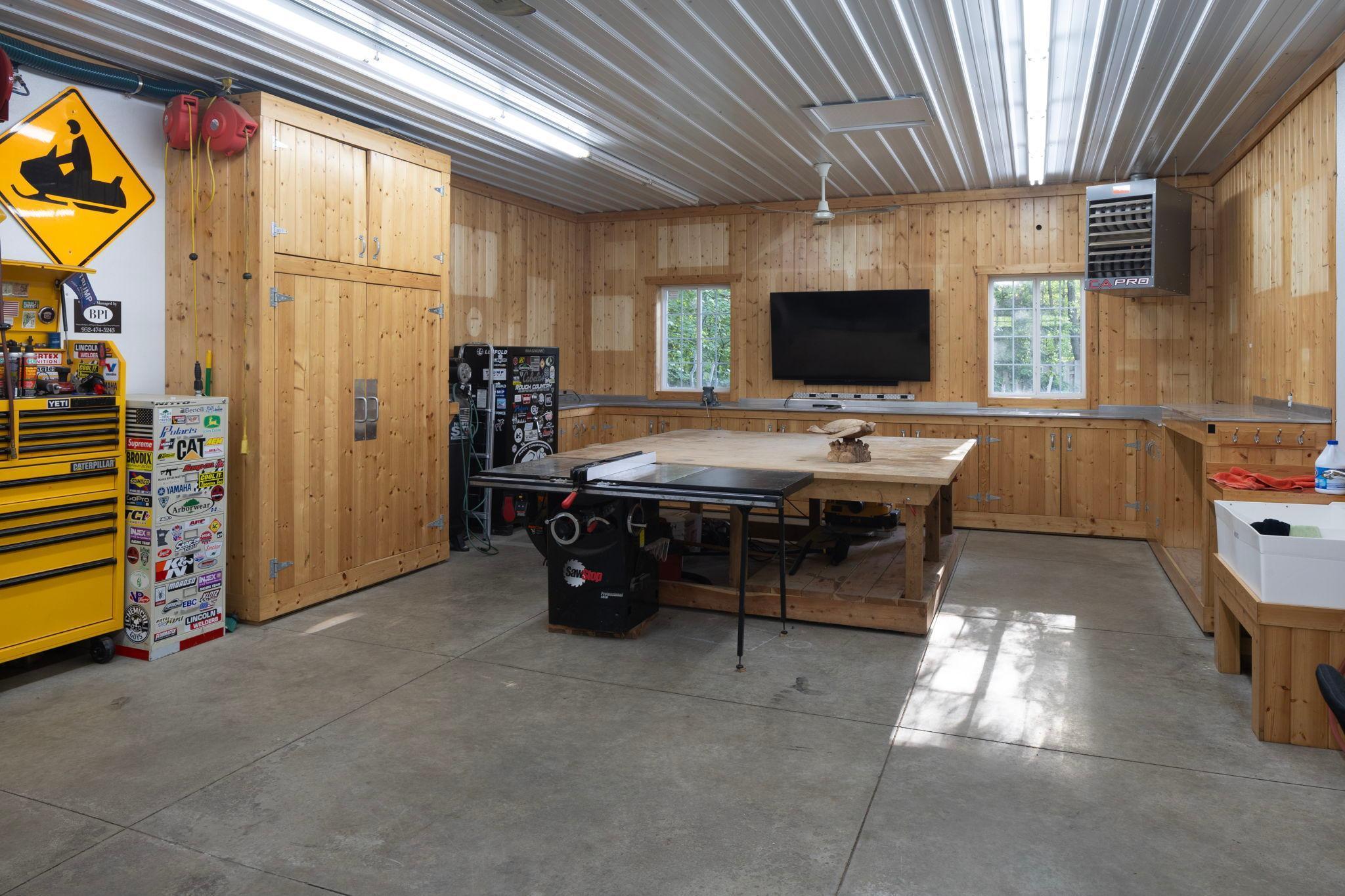 4950 Sleepy Hollow Road