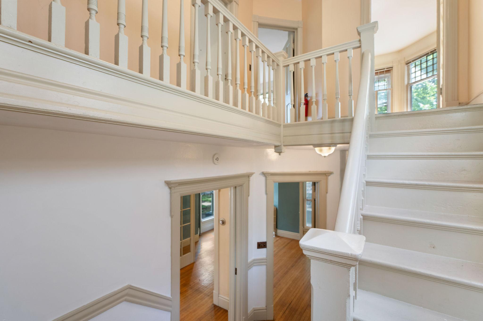 709 7th Street SE