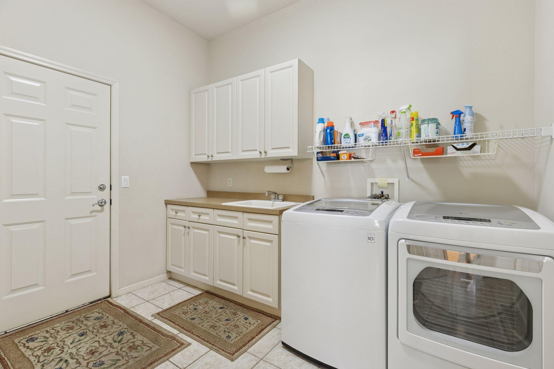 4555 Jewel Lane N