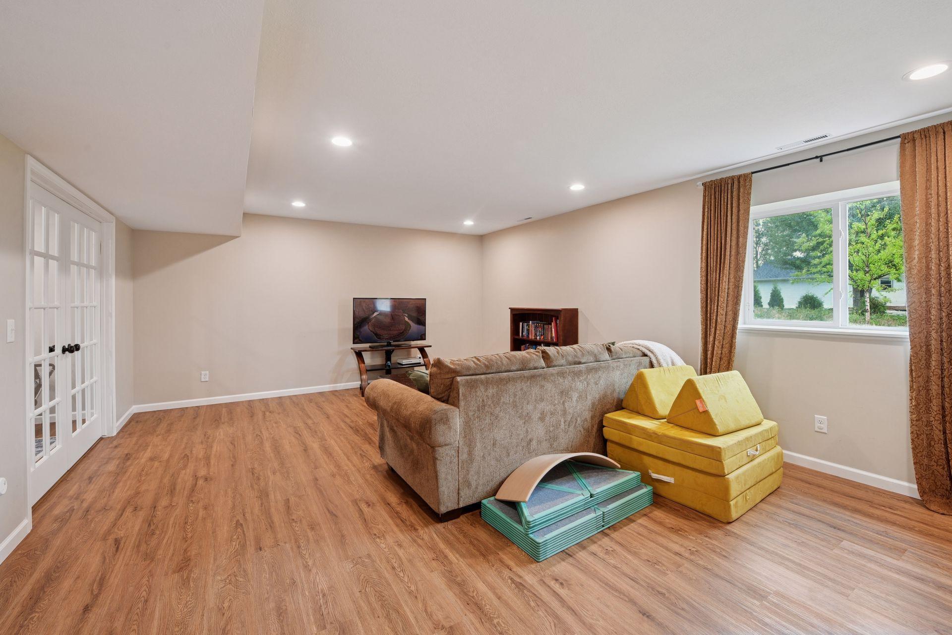 9069 Cheyenne Circle