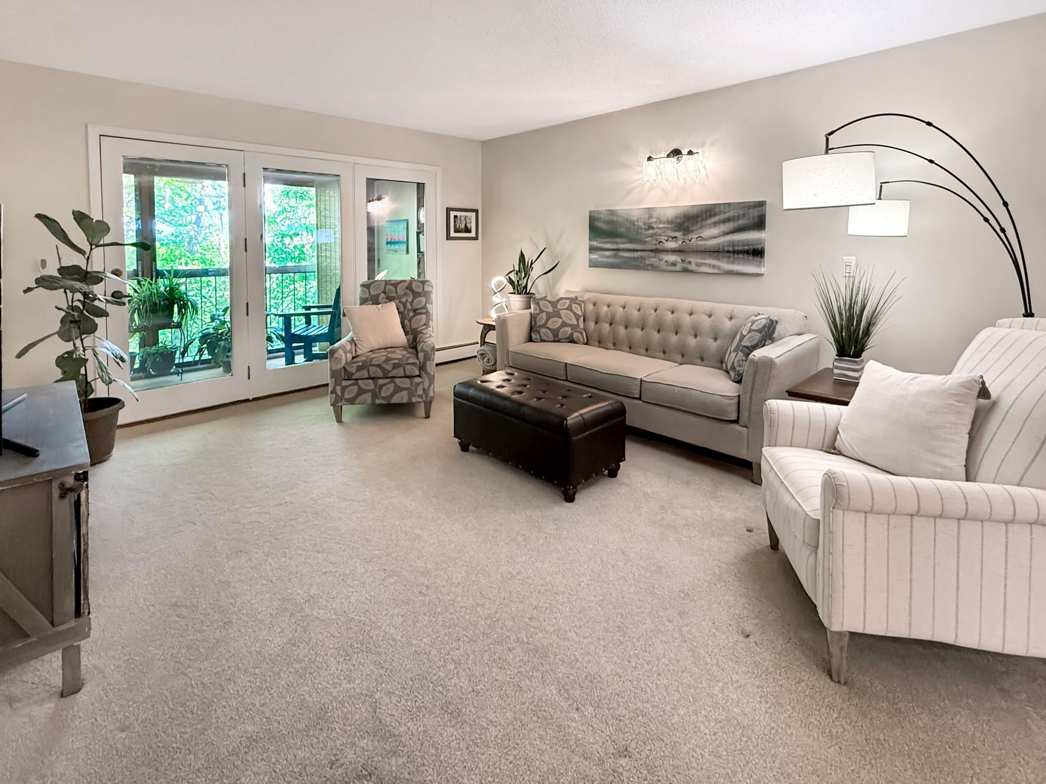 6085 Rowland Road Unit: 207