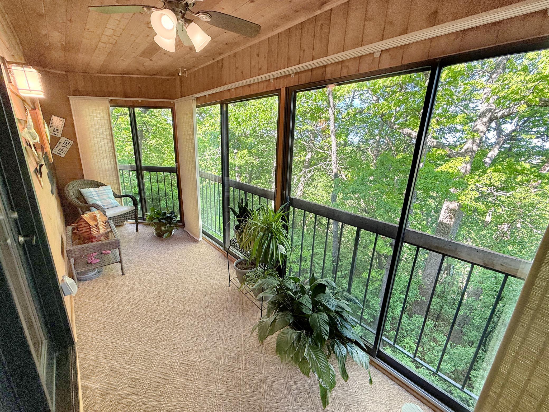 6085 Rowland Road Unit: 207