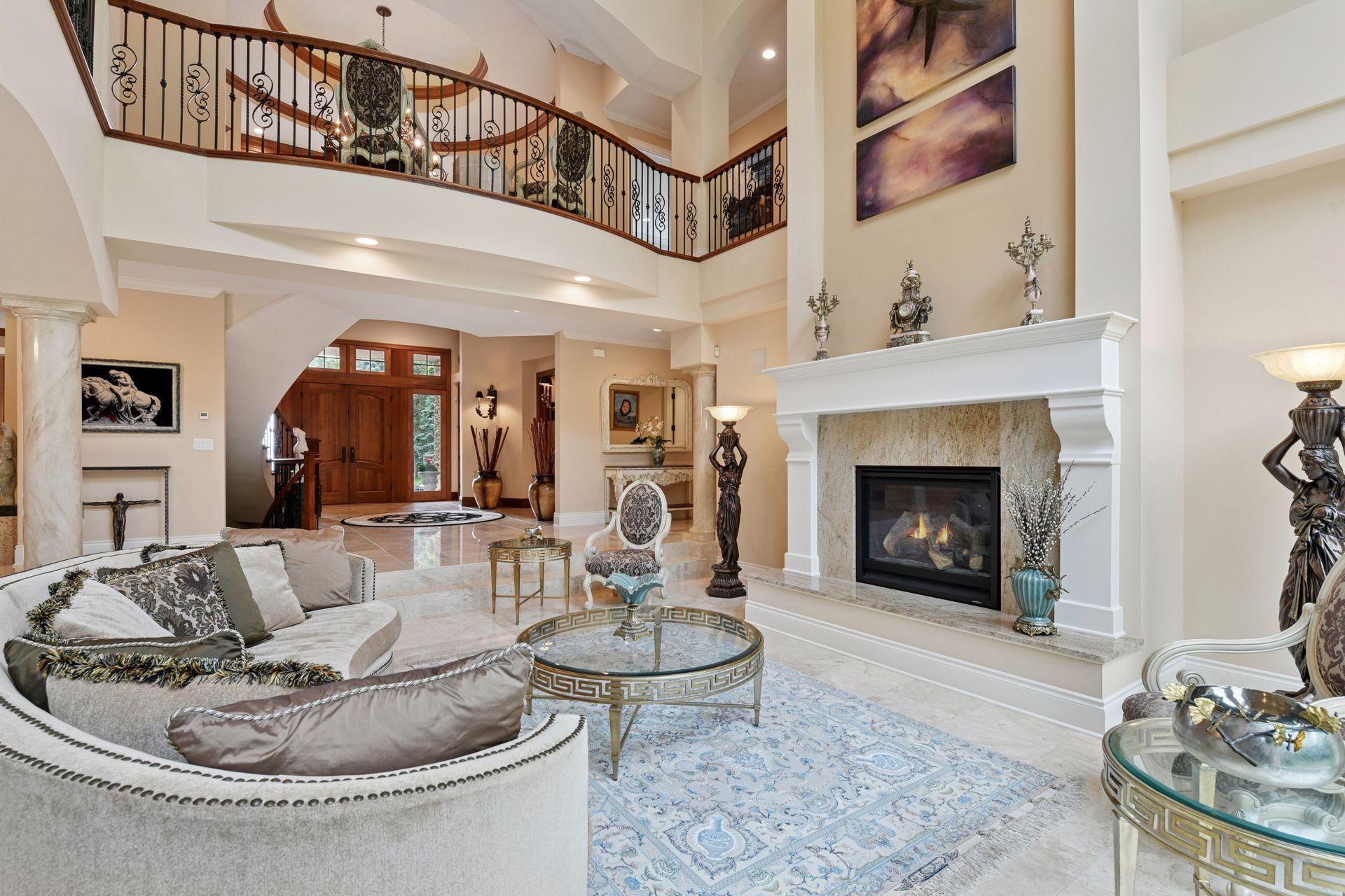 1910 Shoreline Drive