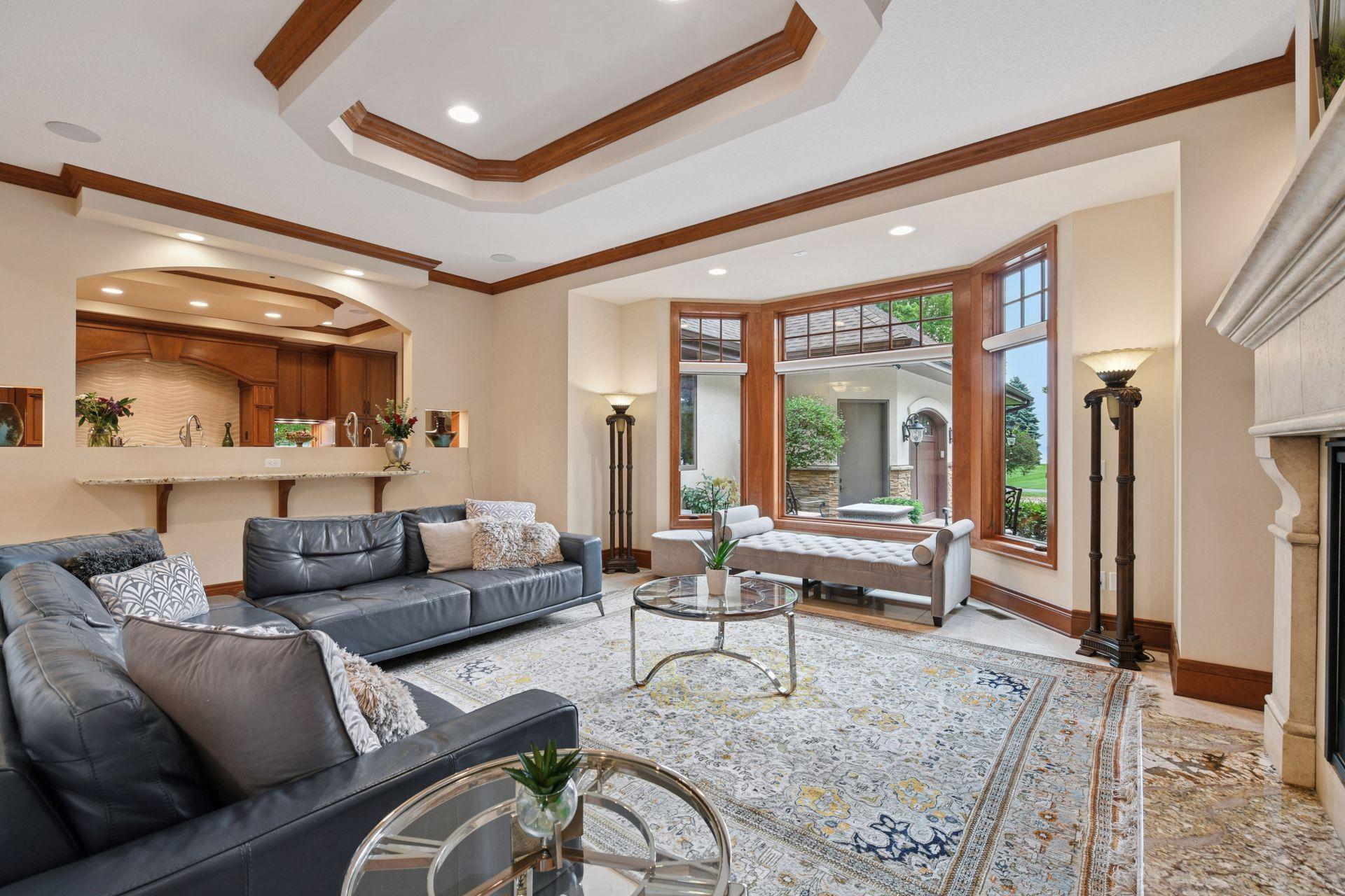 1910 Shoreline Drive