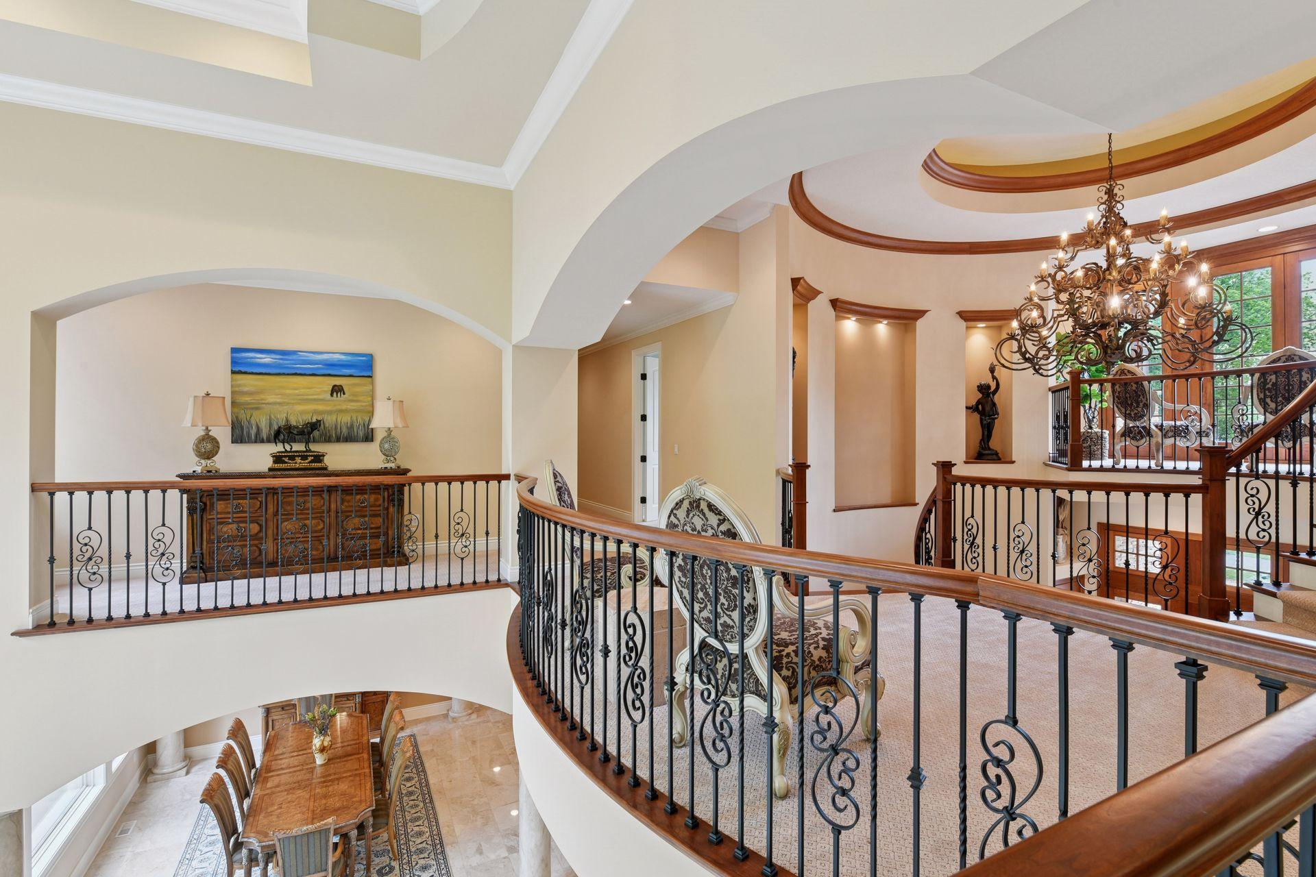 1910 Shoreline Drive