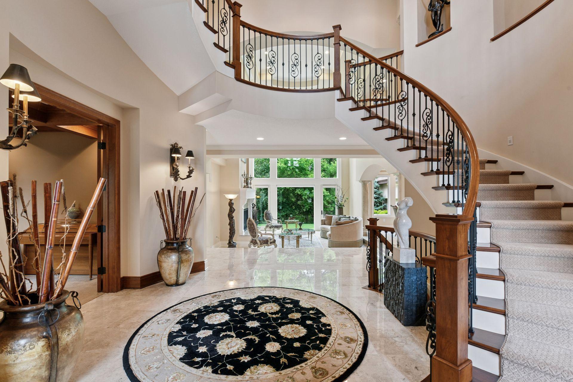 1910 Shoreline Drive