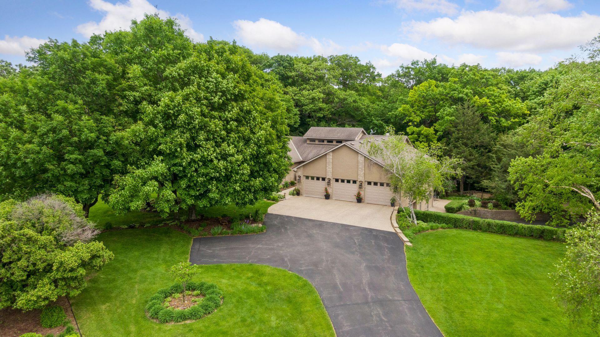 1405 W Farm Road