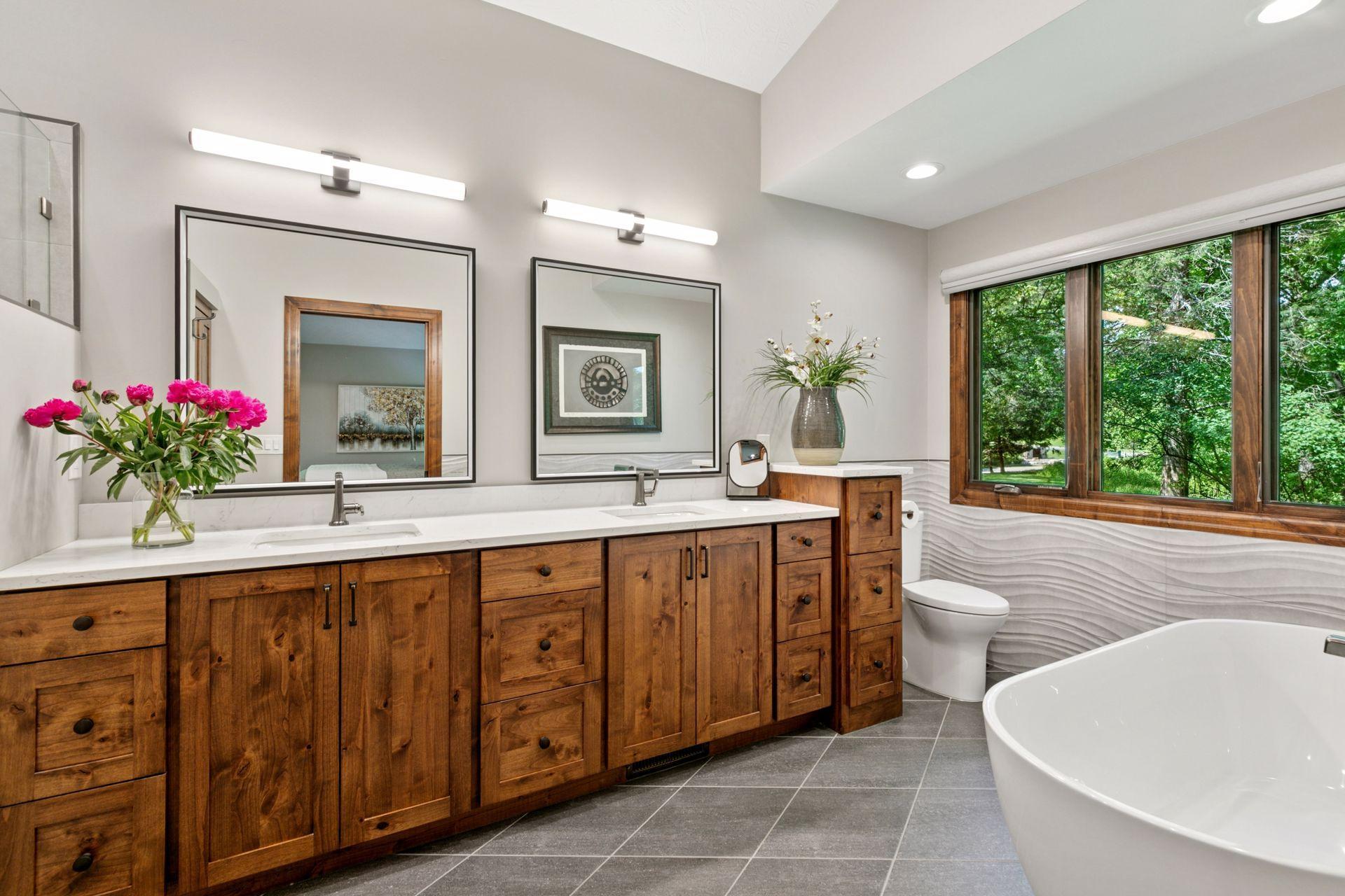 1405 W Farm Road