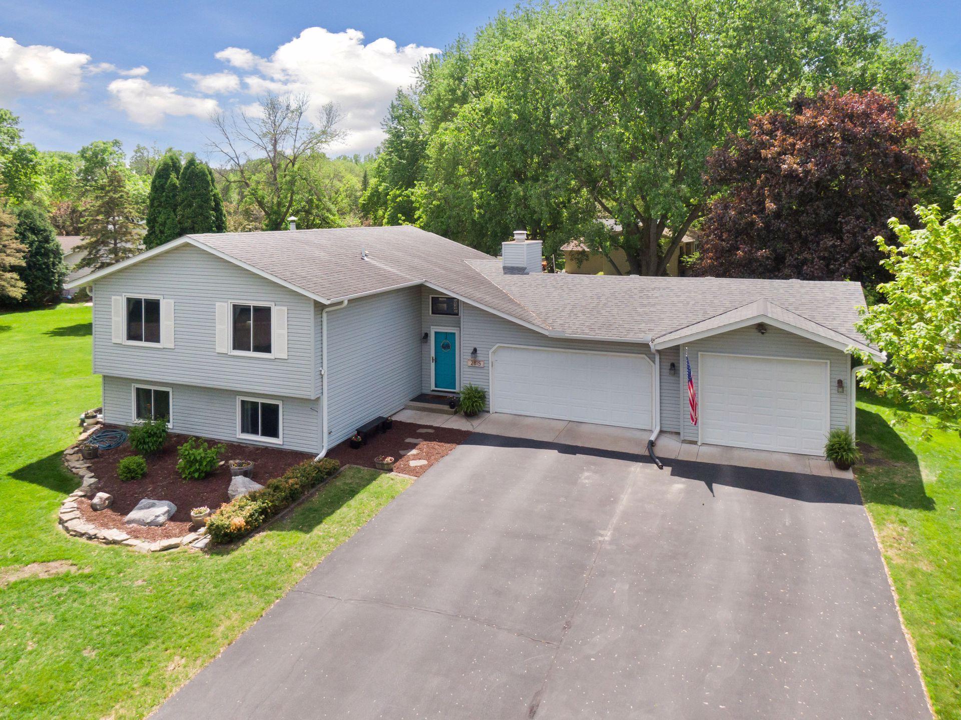 2815 Weston Lane N