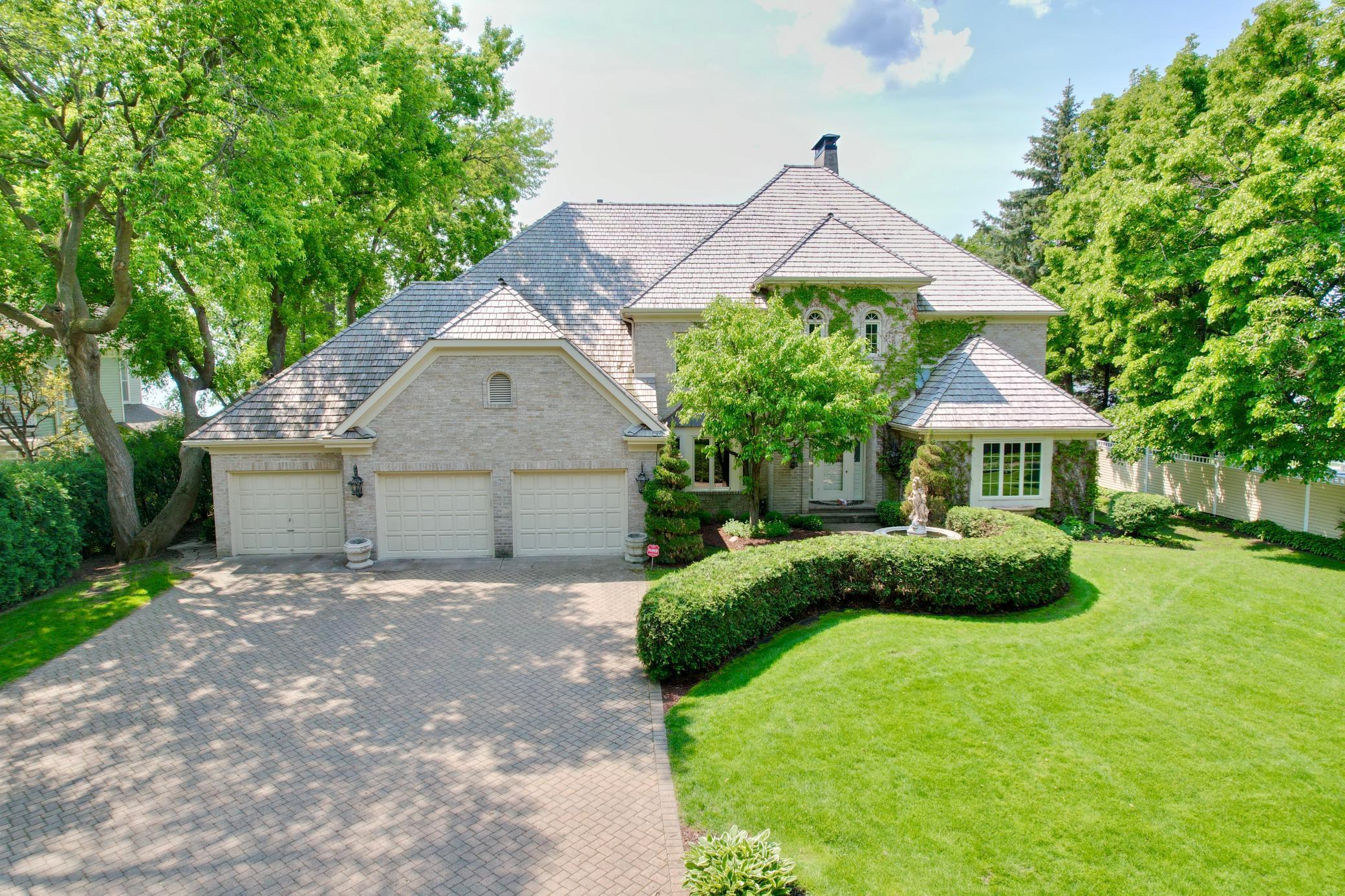 2645 Arcola Lane