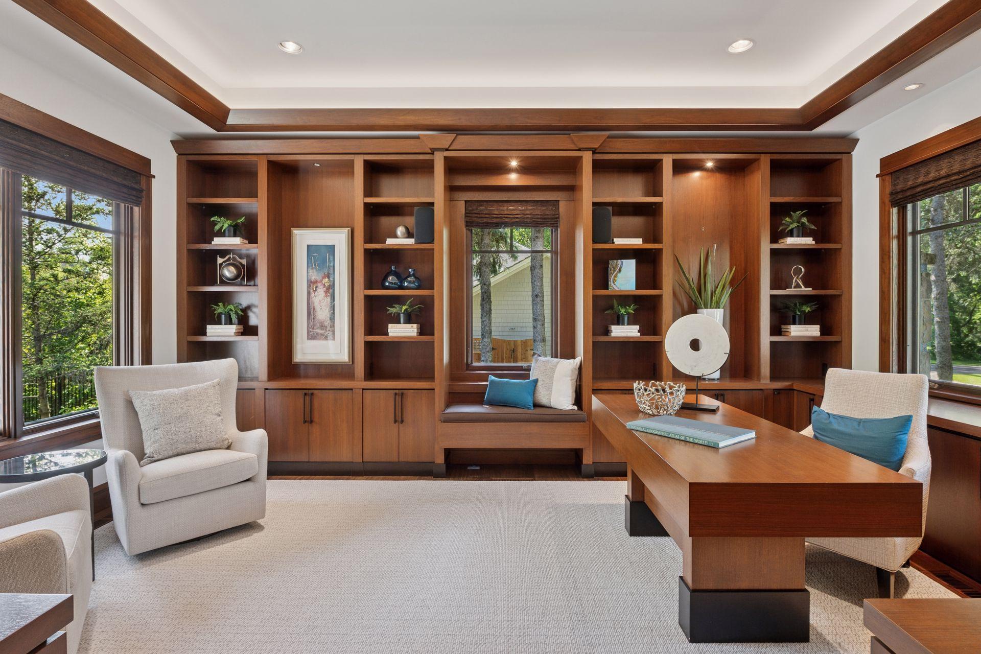 370 Ferndale Road W