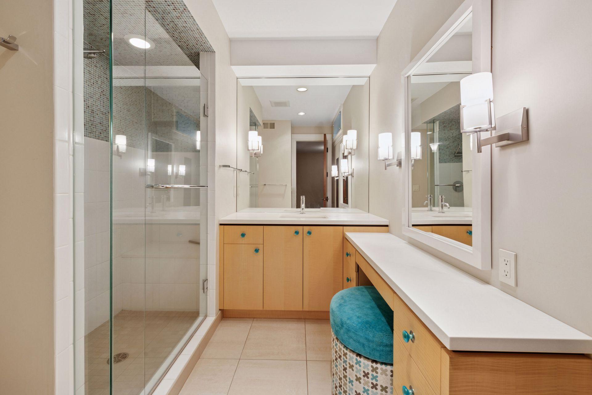 370 Ferndale Road W
