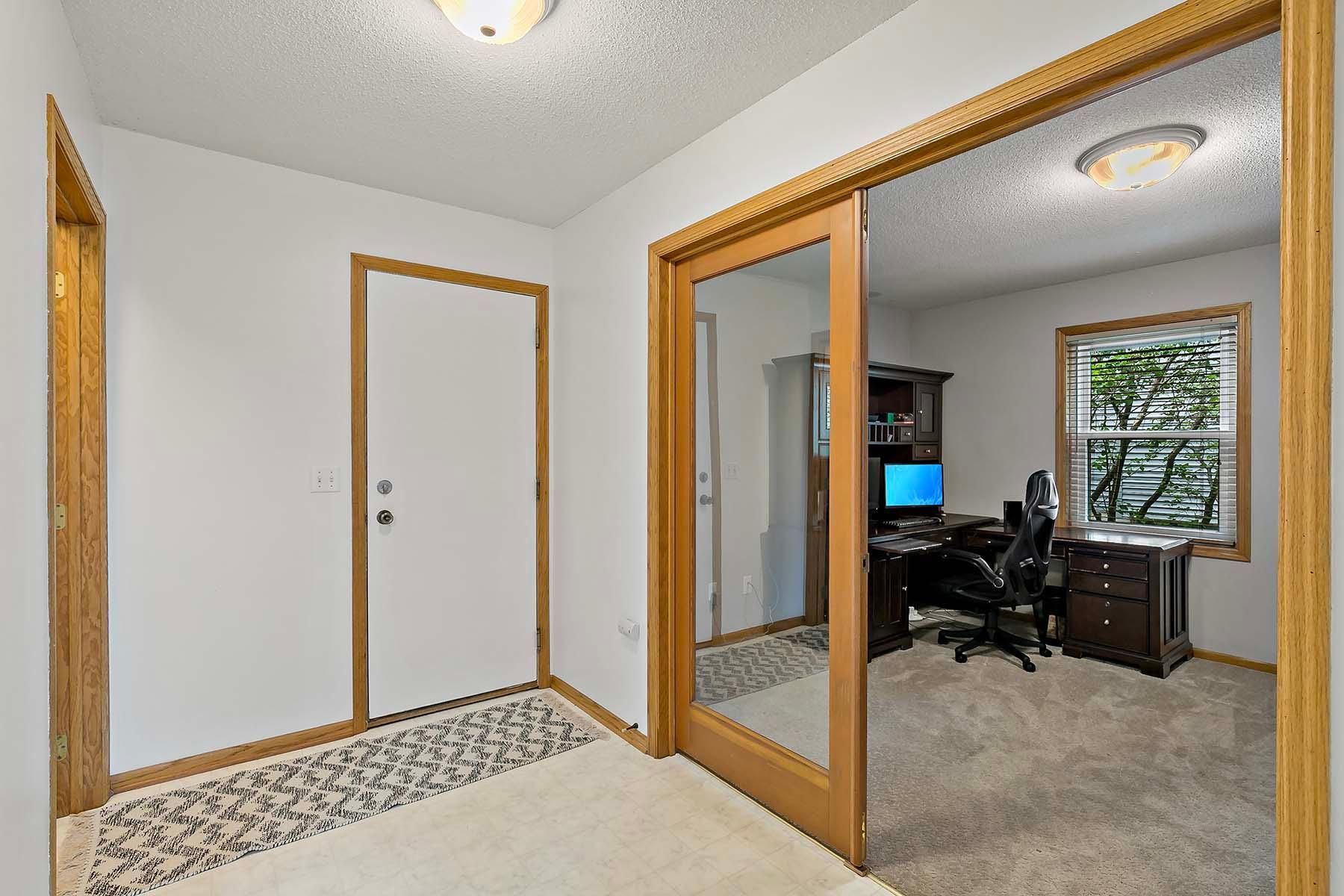 12942 Maple Knoll Way