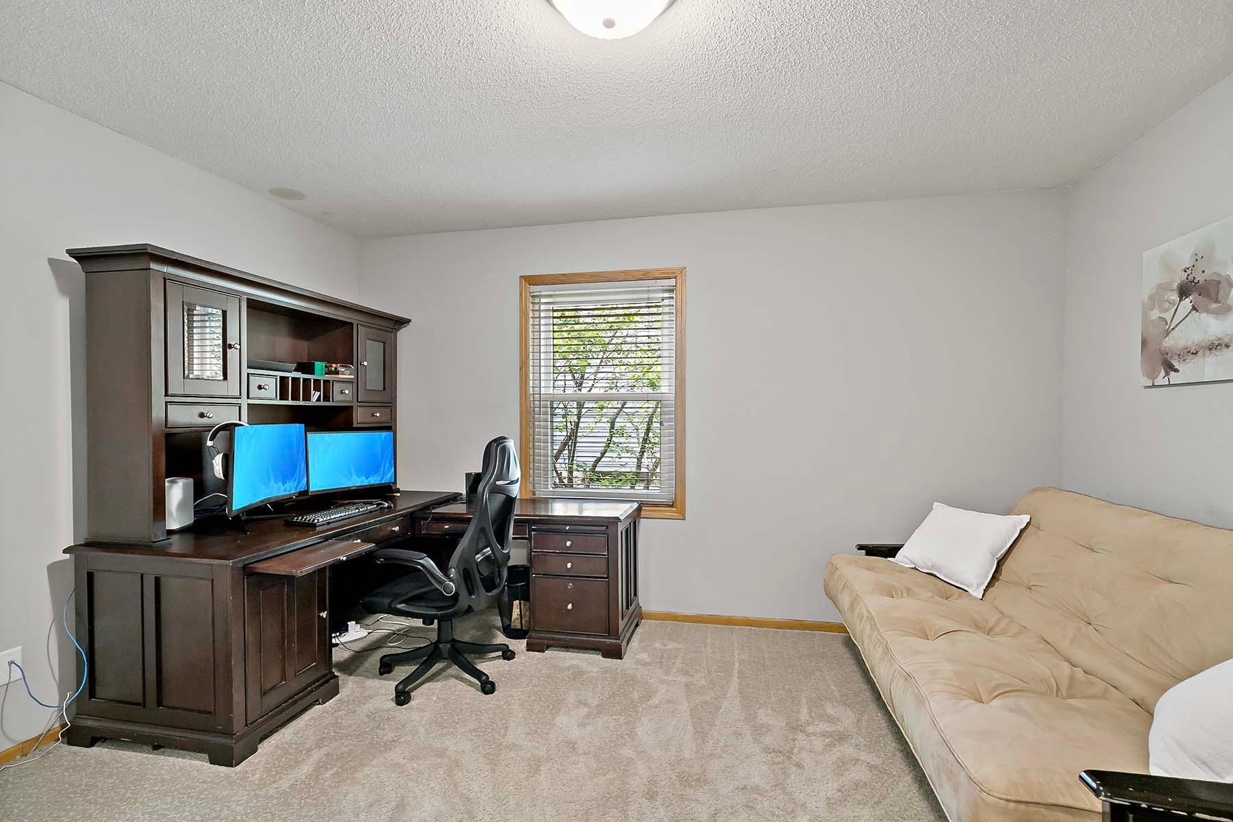 12942 Maple Knoll Way