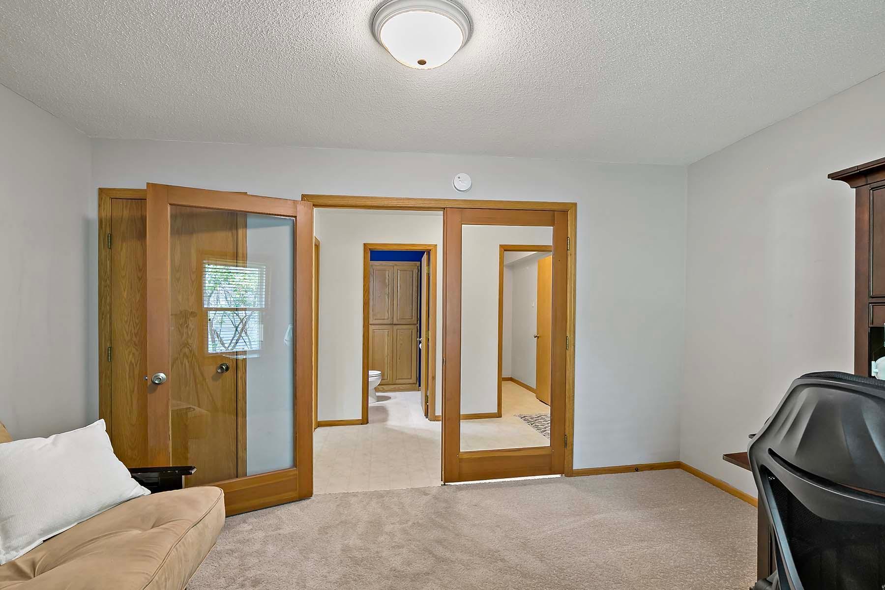 12942 Maple Knoll Way