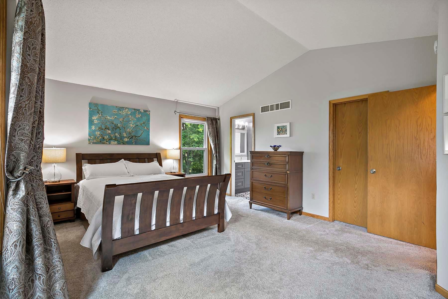 12942 Maple Knoll Way