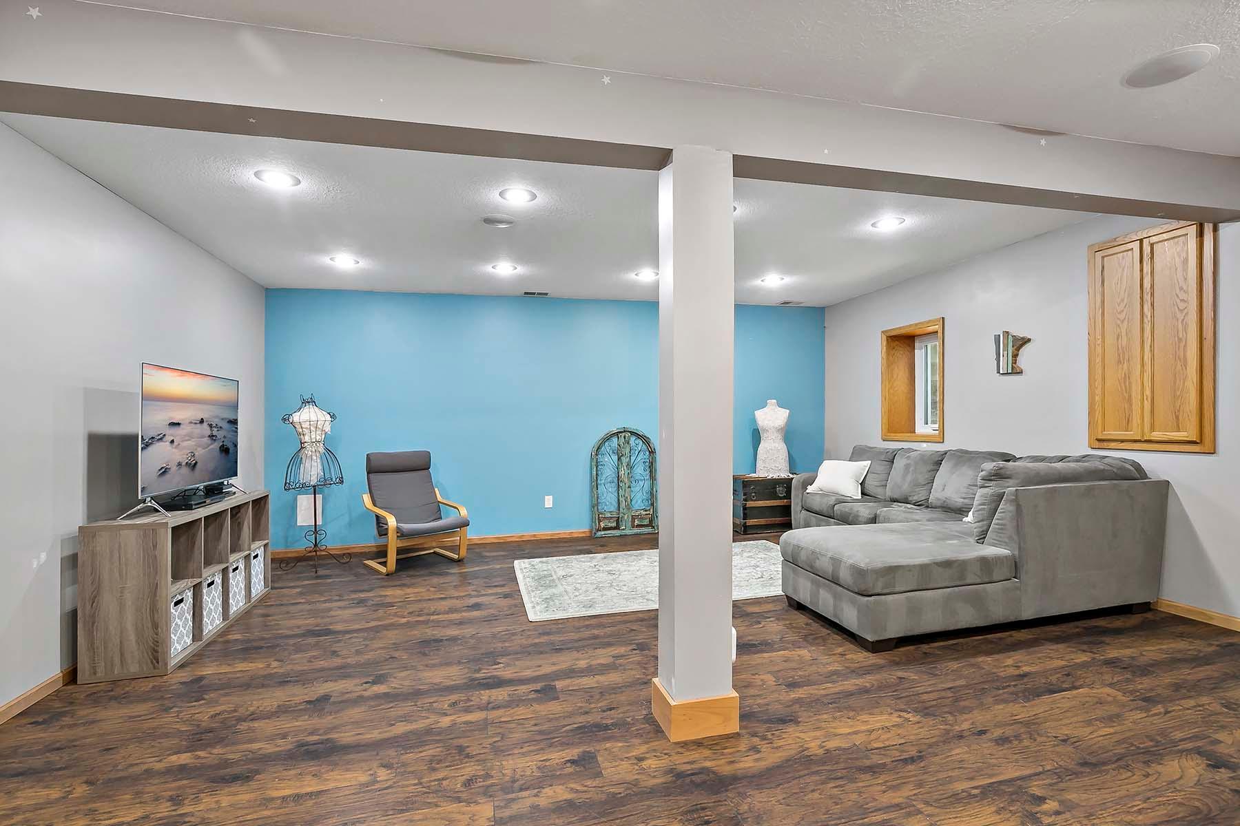 12942 Maple Knoll Way