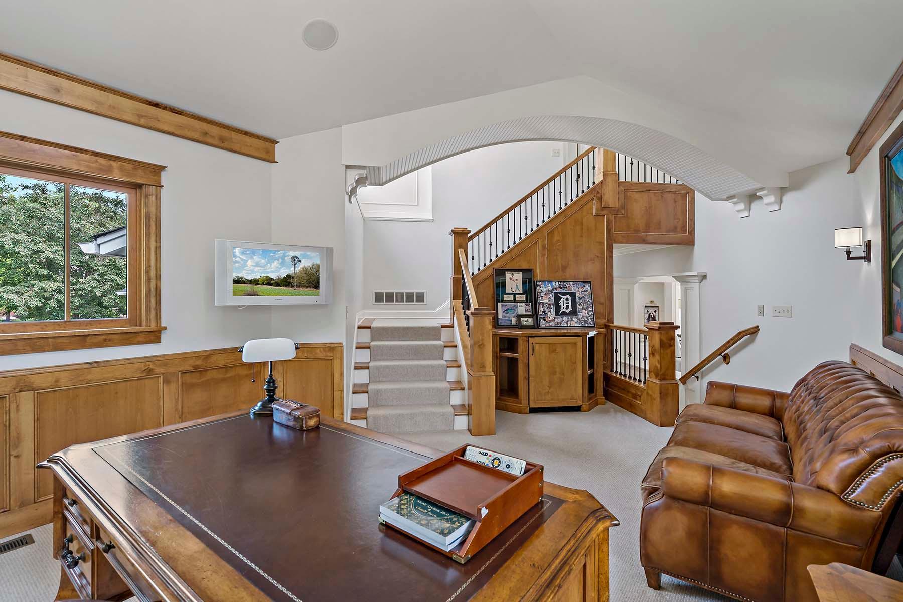 20655 Parkview Lane