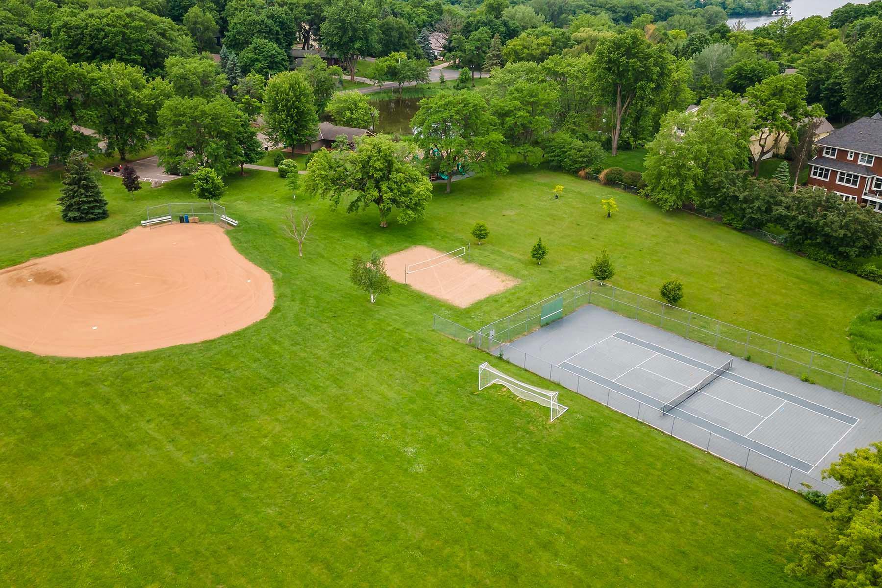 20655 Parkview Lane