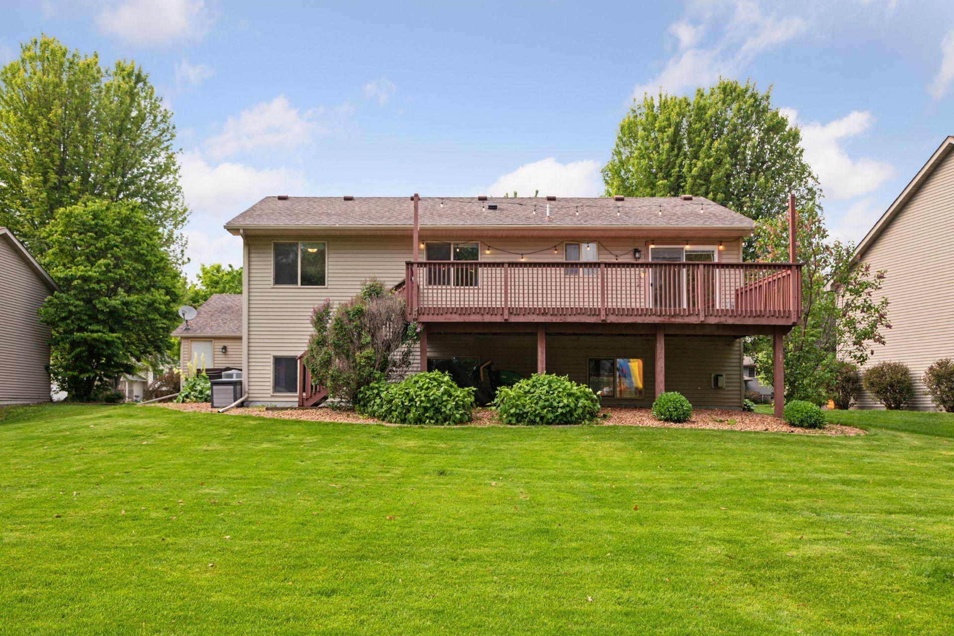 11029 Shoreline Court