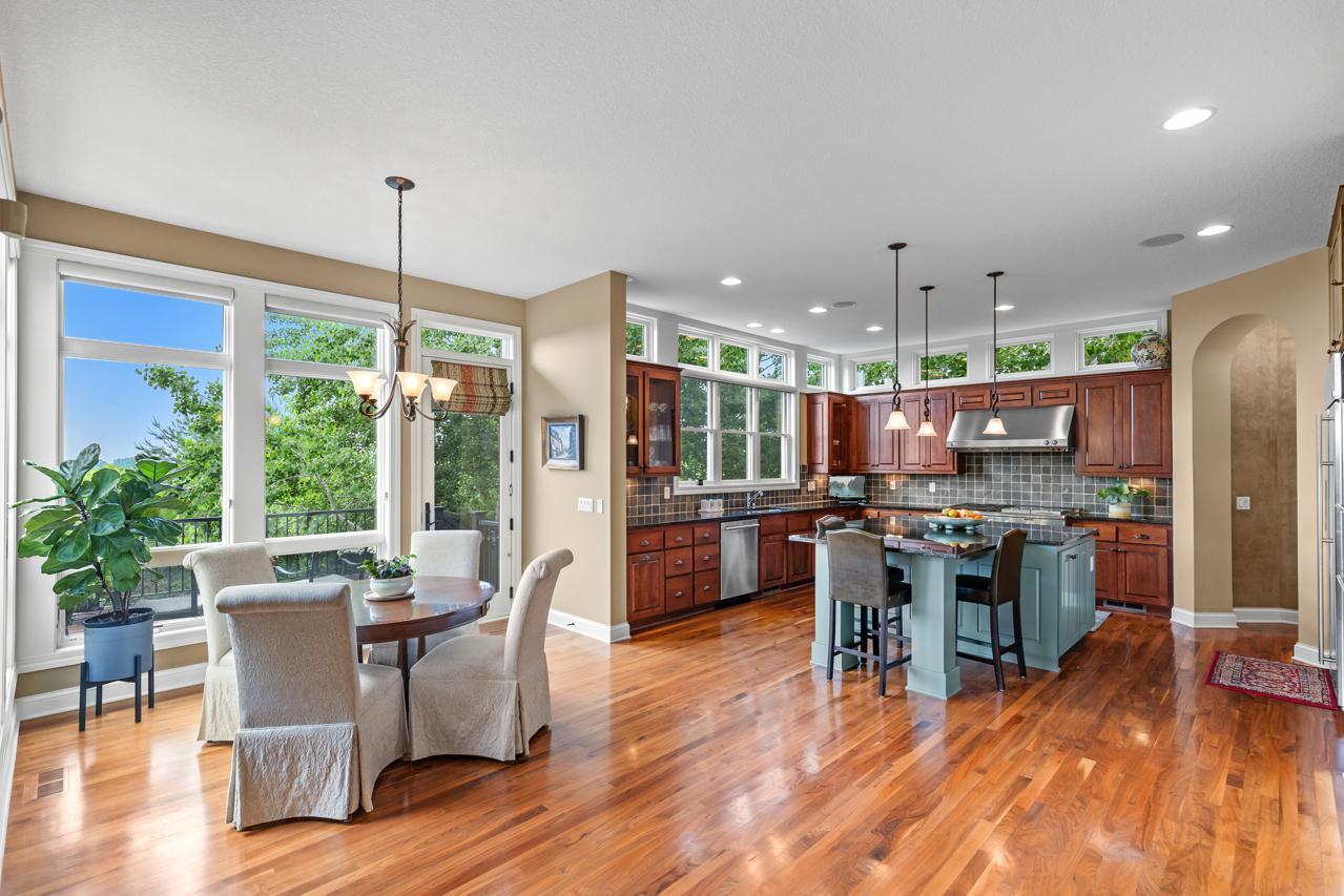 2101 Pinehurst Drive