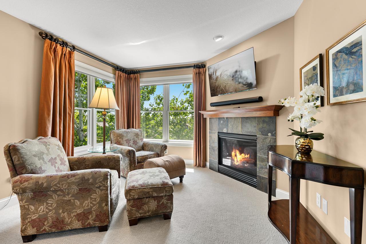 2101 Pinehurst Drive