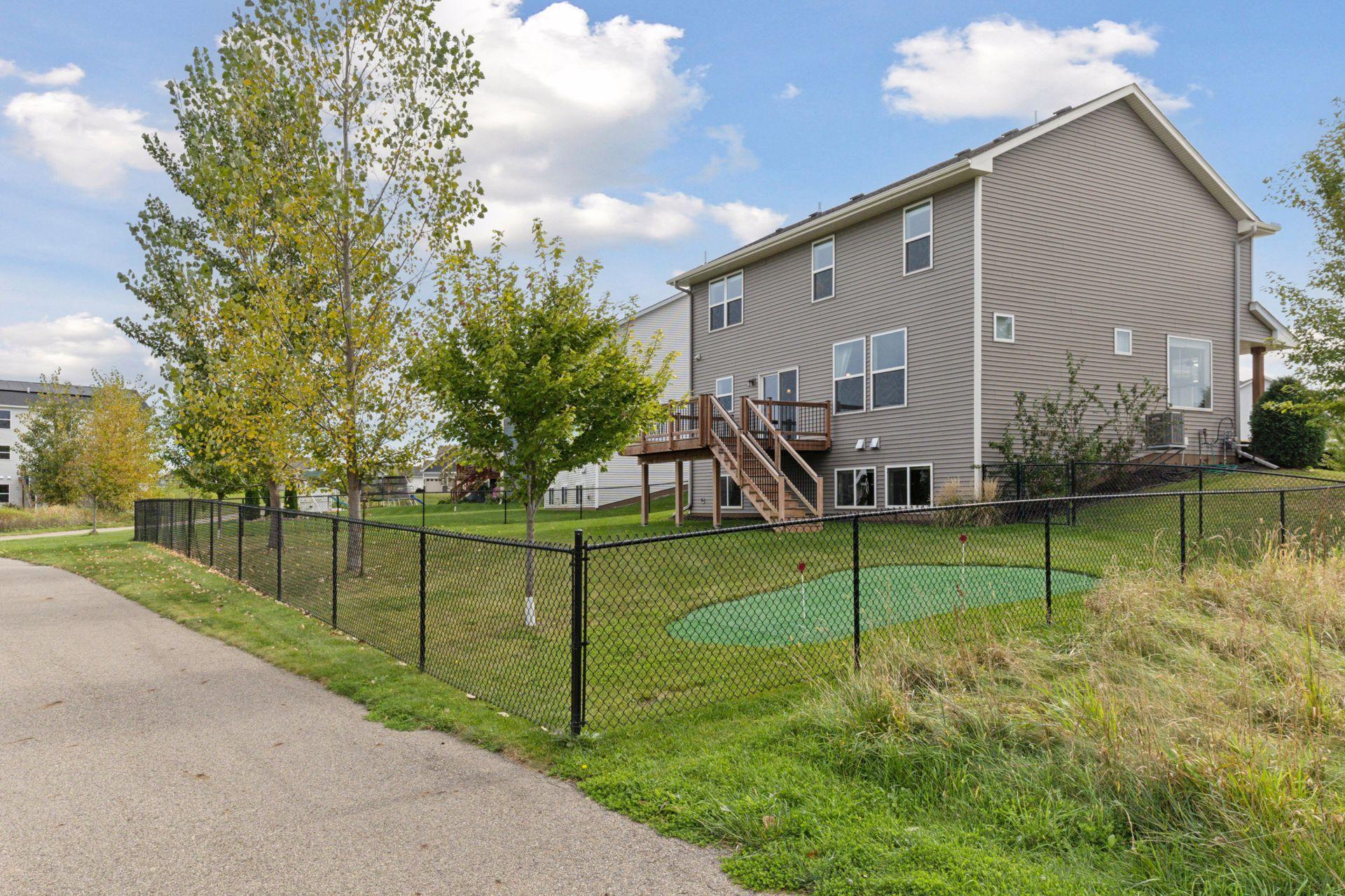 17552 57th Street NE