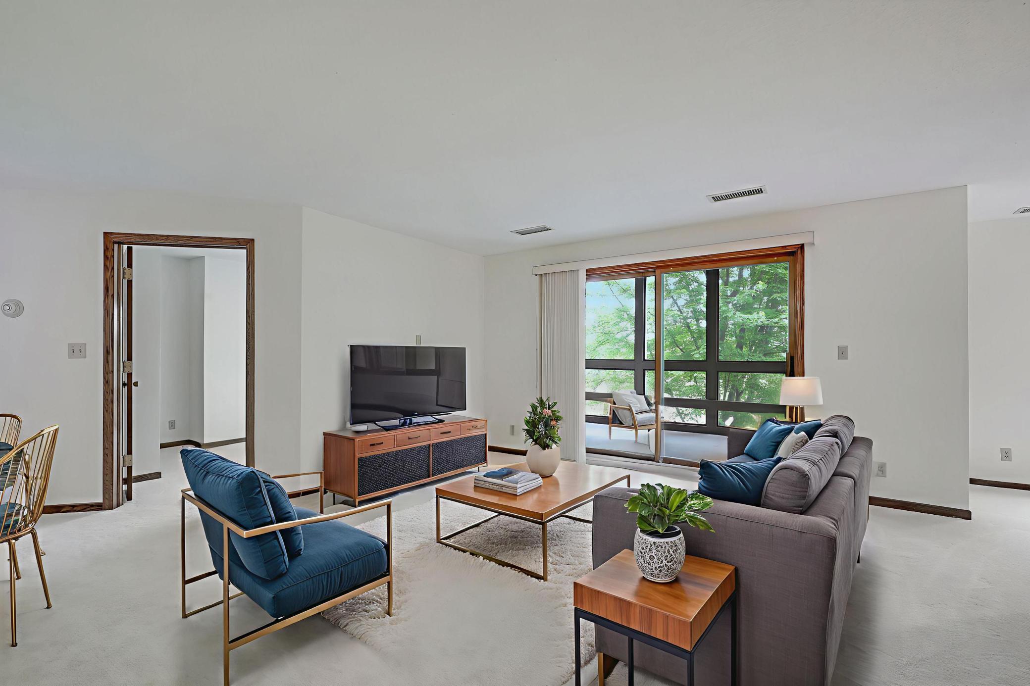 3801 W 98th Street Unit: 108