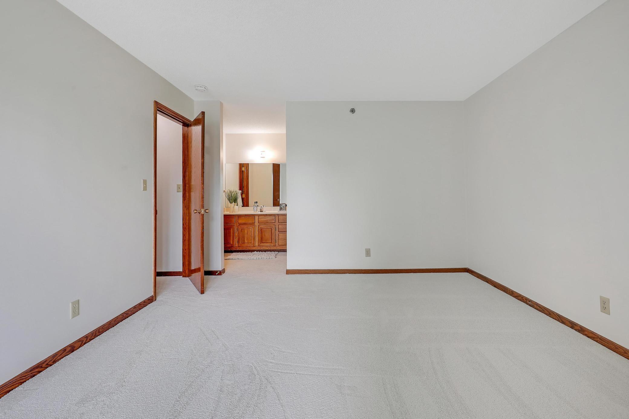3801 W 98th Street Unit: 108
