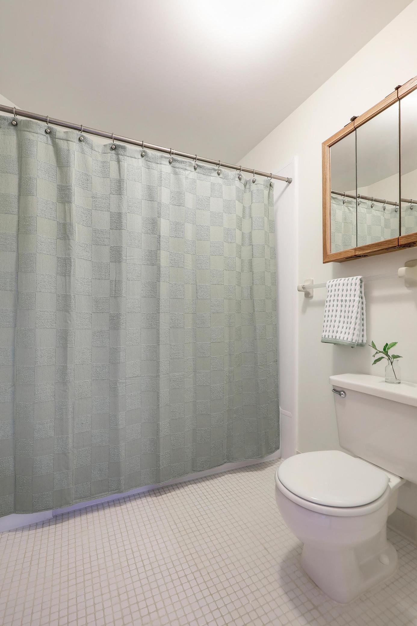 3801 W 98th Street Unit: 108