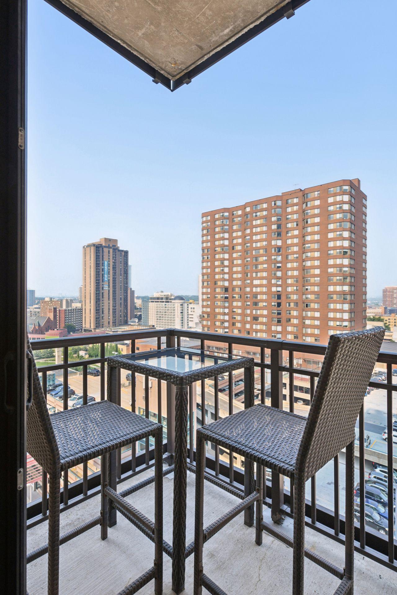 201 S 11th Street Unit: 1400