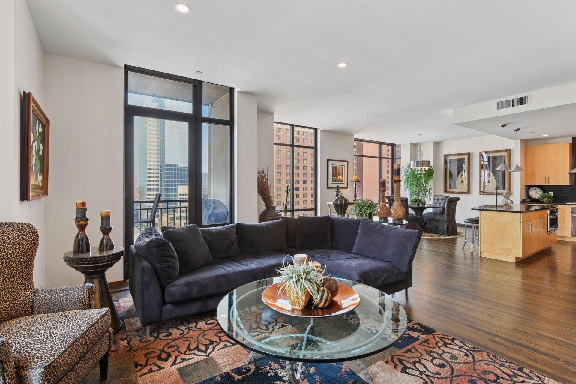 201 S 11th Street Unit: 1400