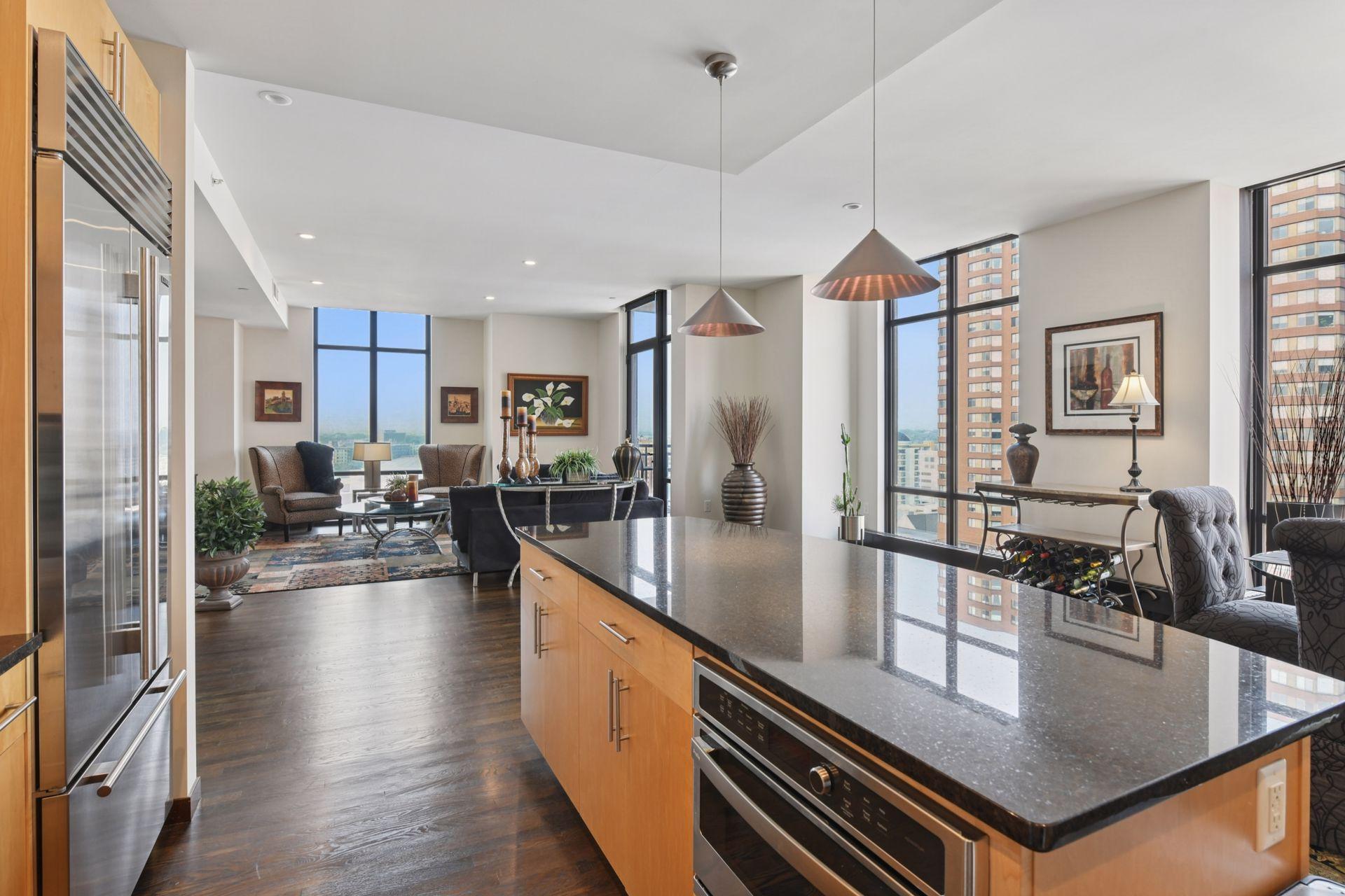 201 S 11th Street Unit: 1400
