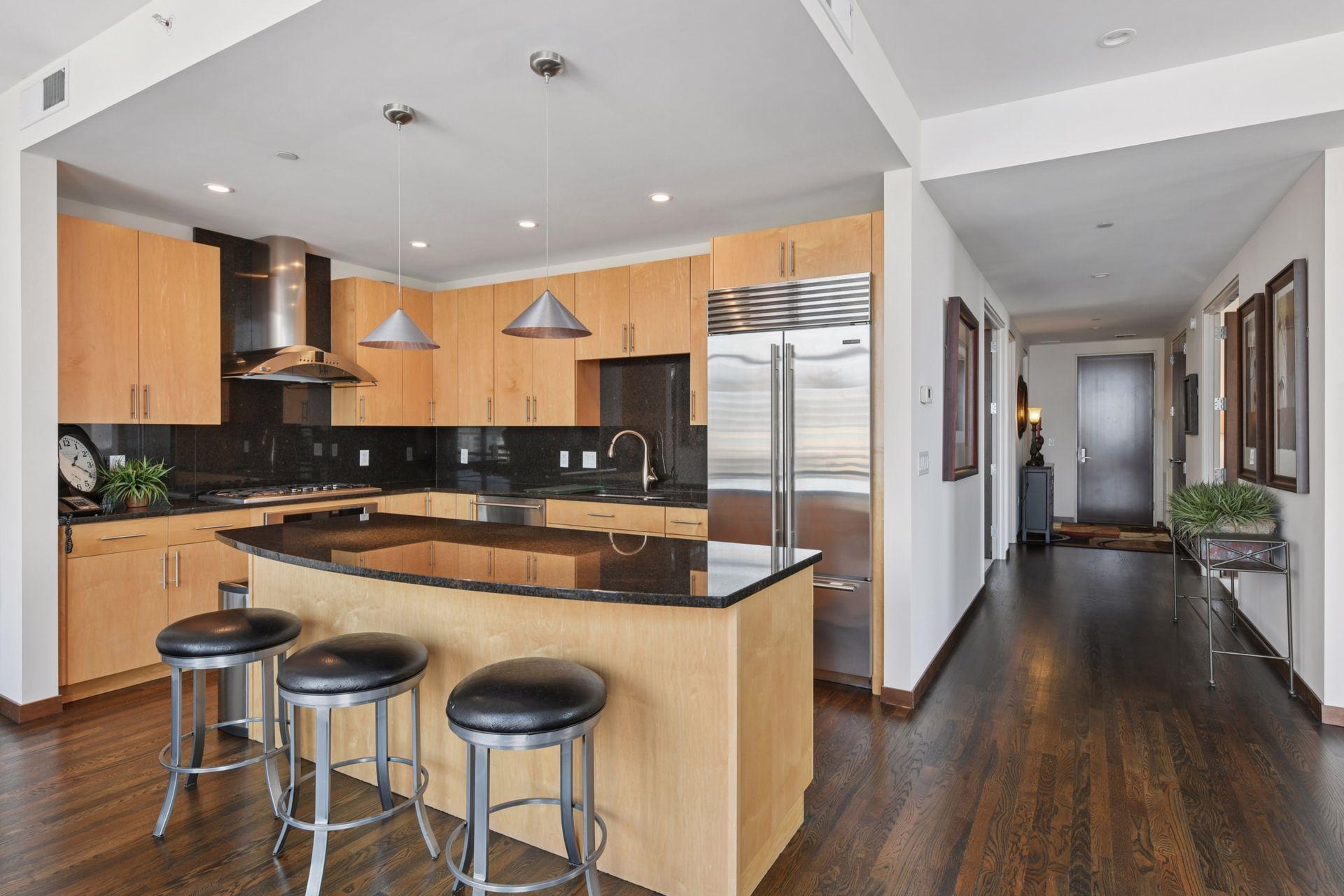 201 S 11th Street Unit: 1400