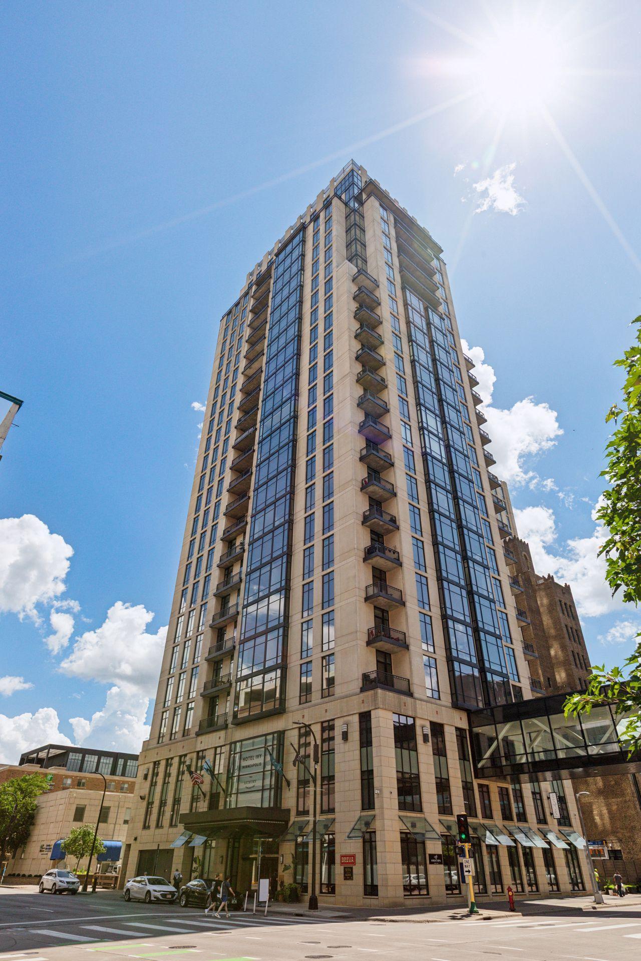 201 S 11th Street Unit: 1400