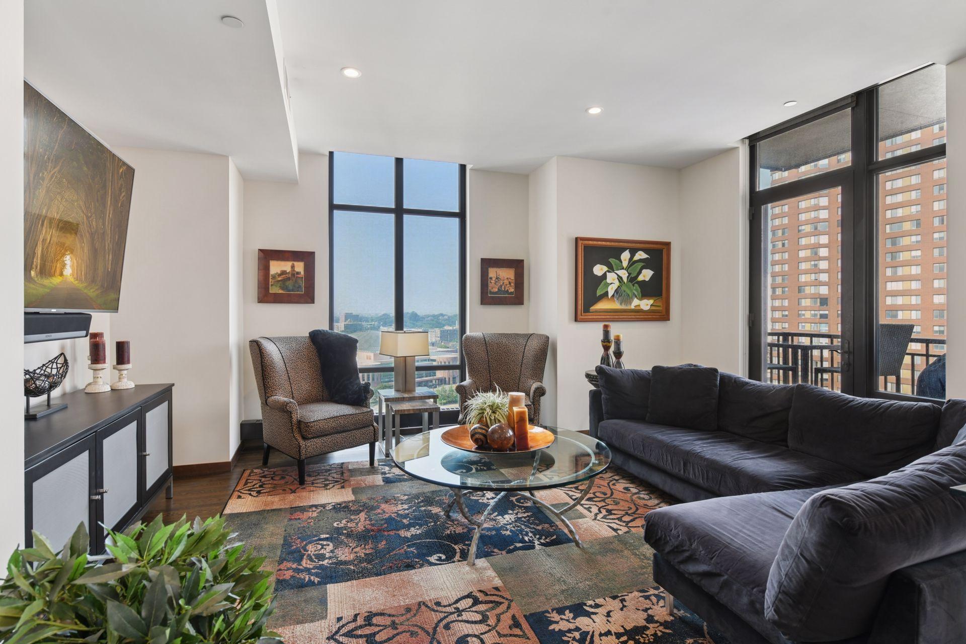 201 S 11th Street Unit: 1400