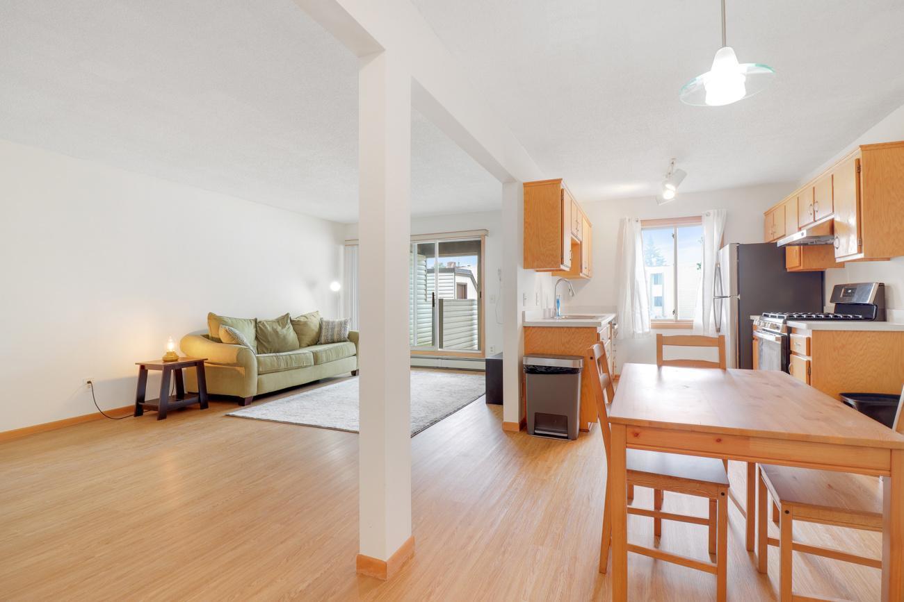 10720 Rockford Road Unit: 207