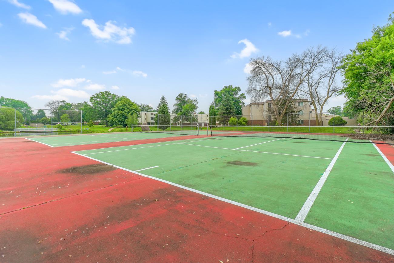 10720 Rockford Road Unit: 207