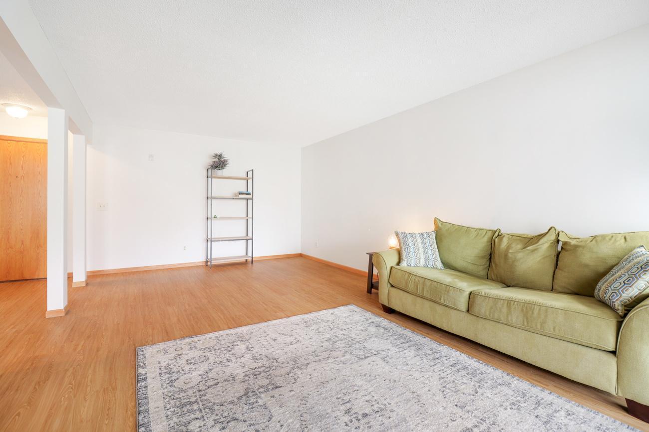 10720 Rockford Road Unit: 207