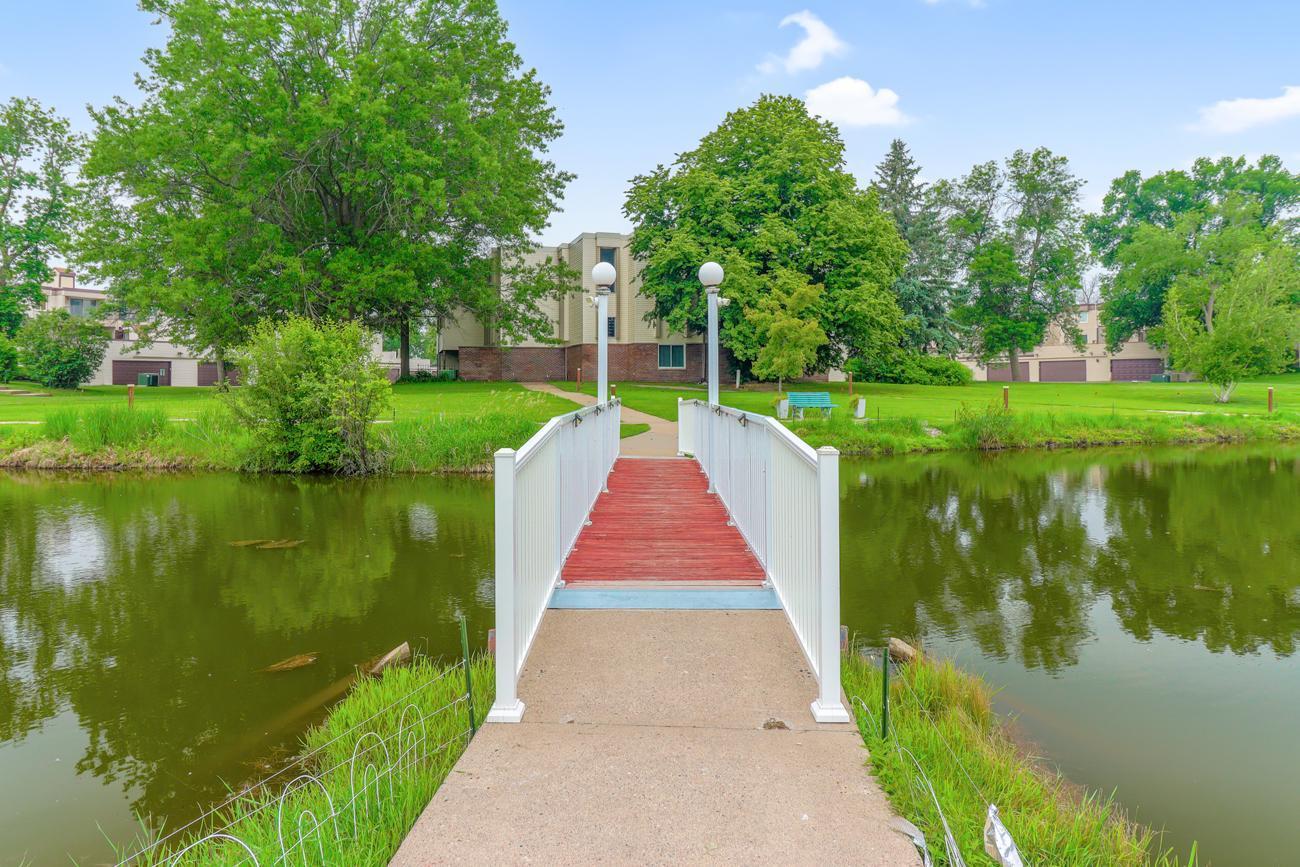 10720 Rockford Road Unit: 207