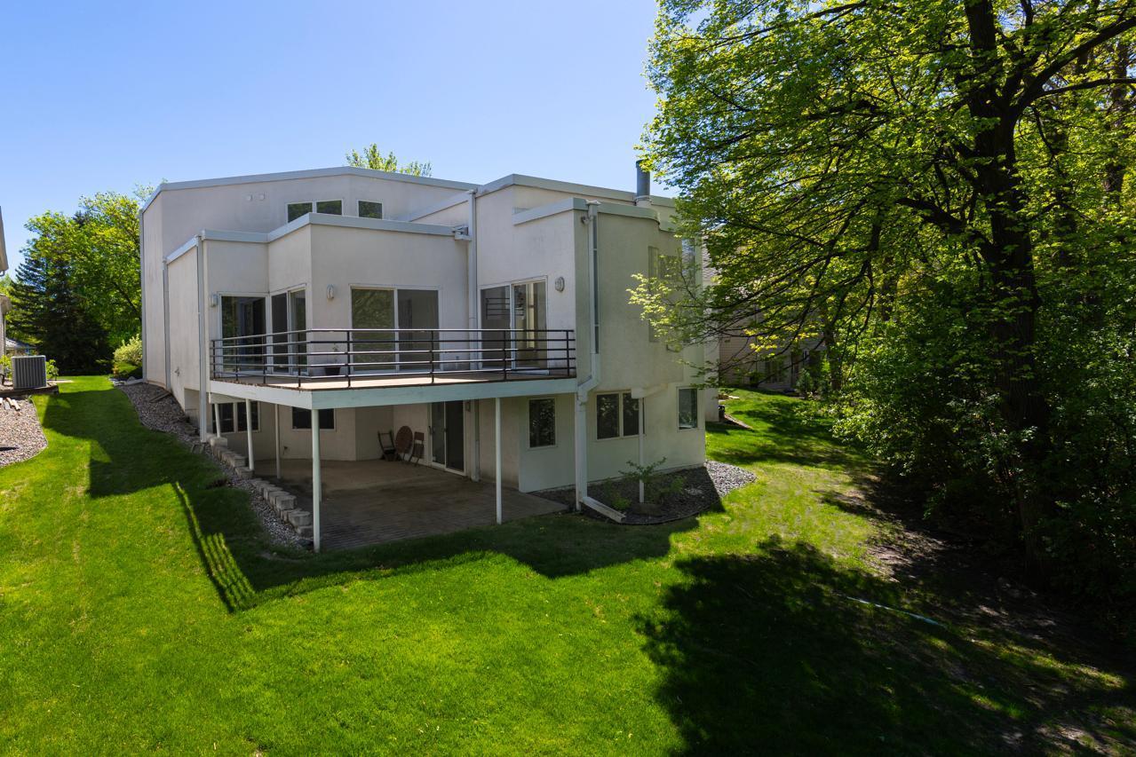 3520 Fairway Lane