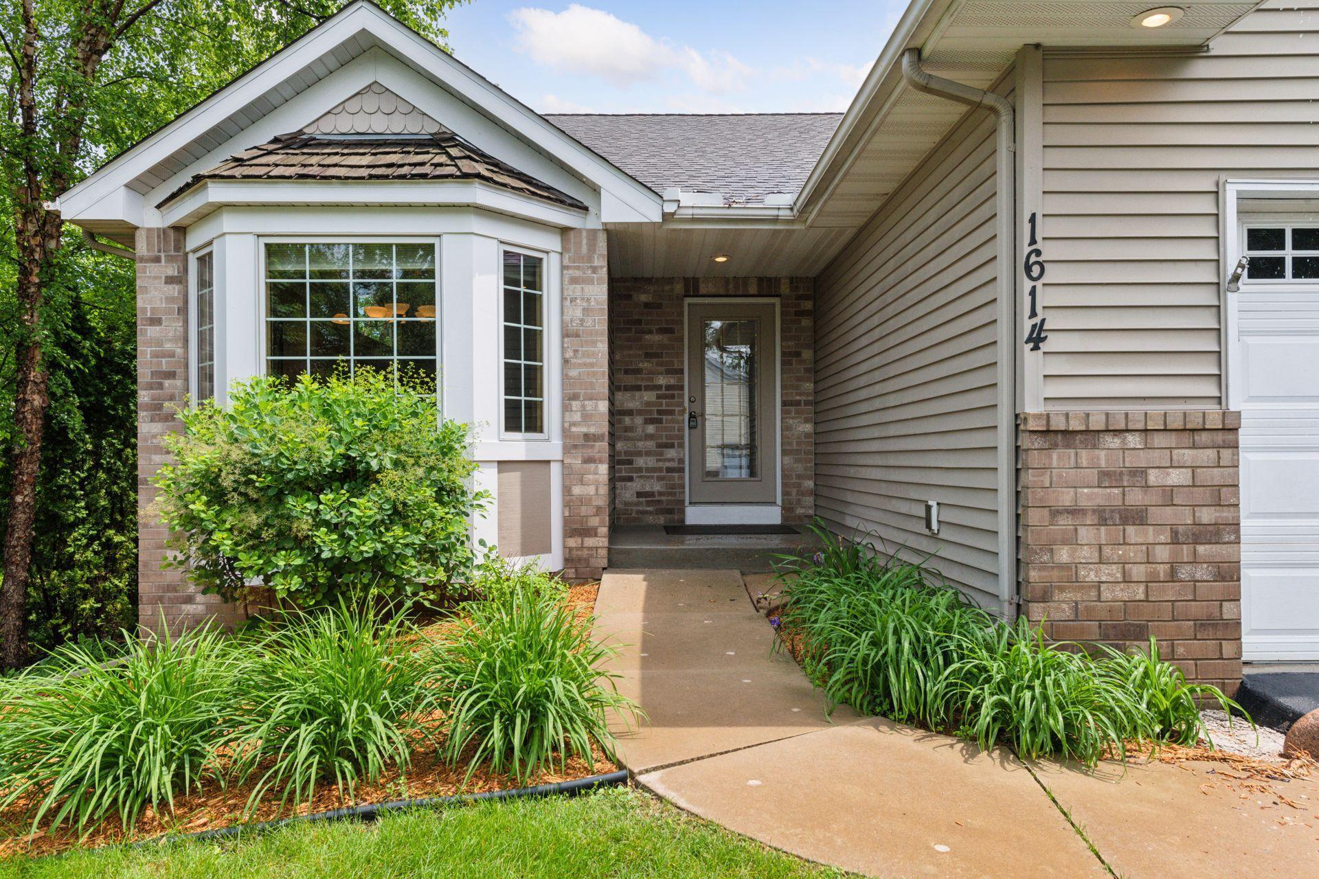 1614 Maple Manors Court