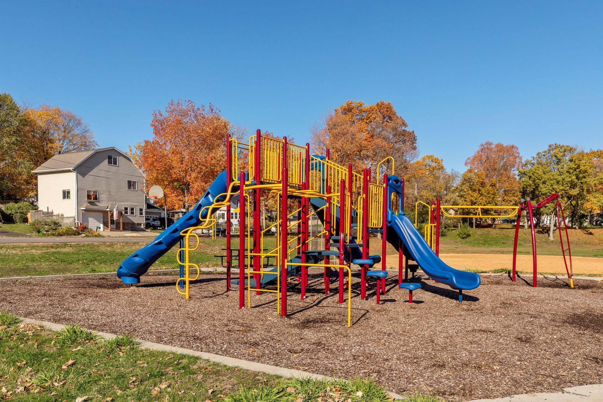 1614 Maple Manors Court