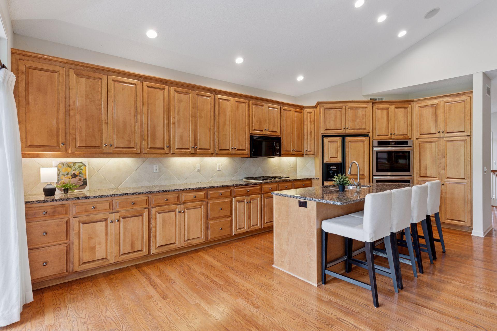 343 Waycliffe Drive N
