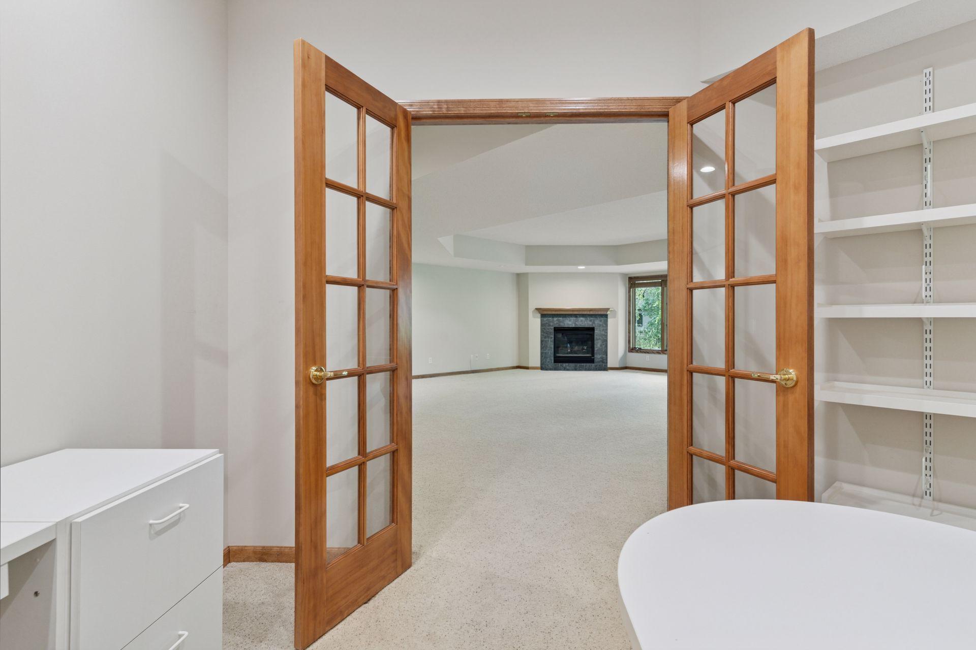 343 Waycliffe Drive N