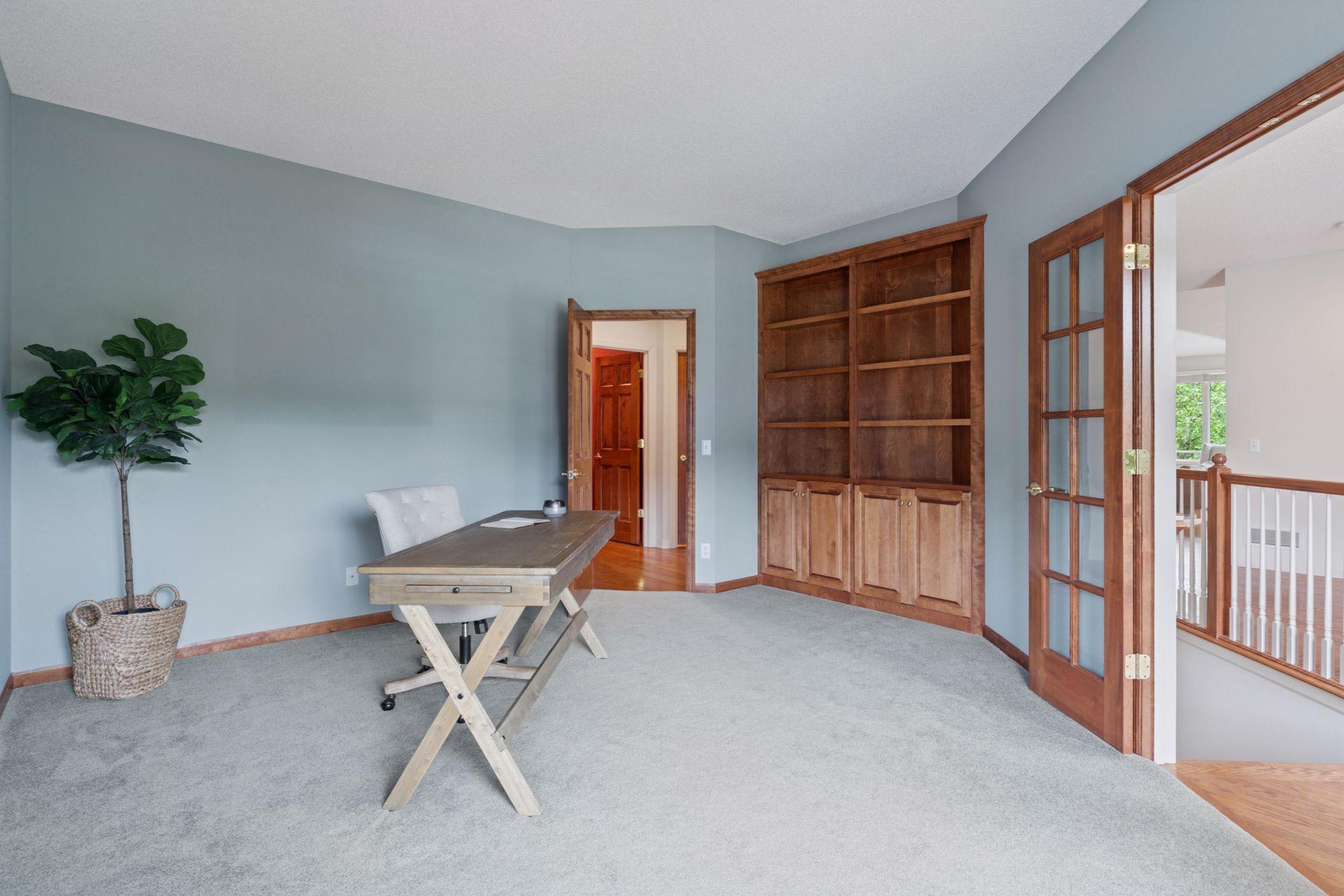 343 Waycliffe Drive N