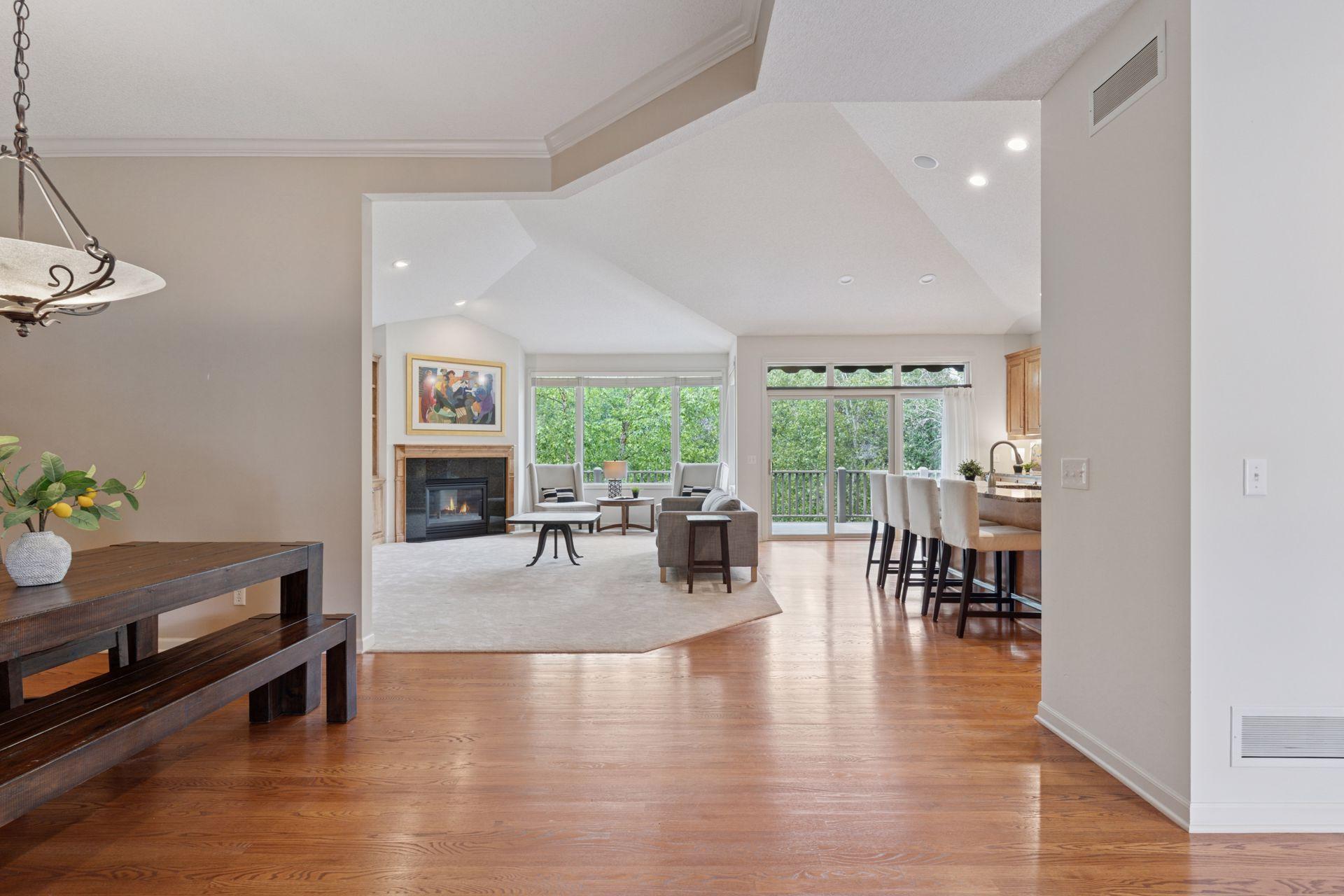 343 Waycliffe Drive N