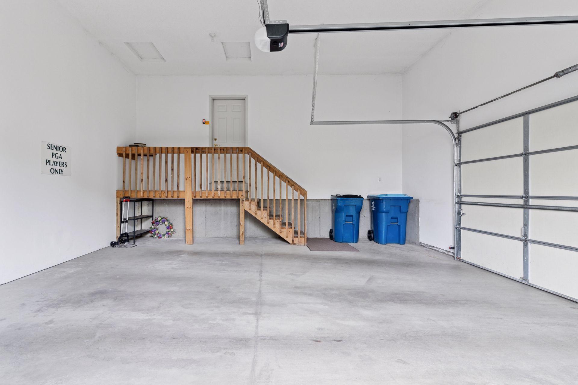 343 Waycliffe Drive N